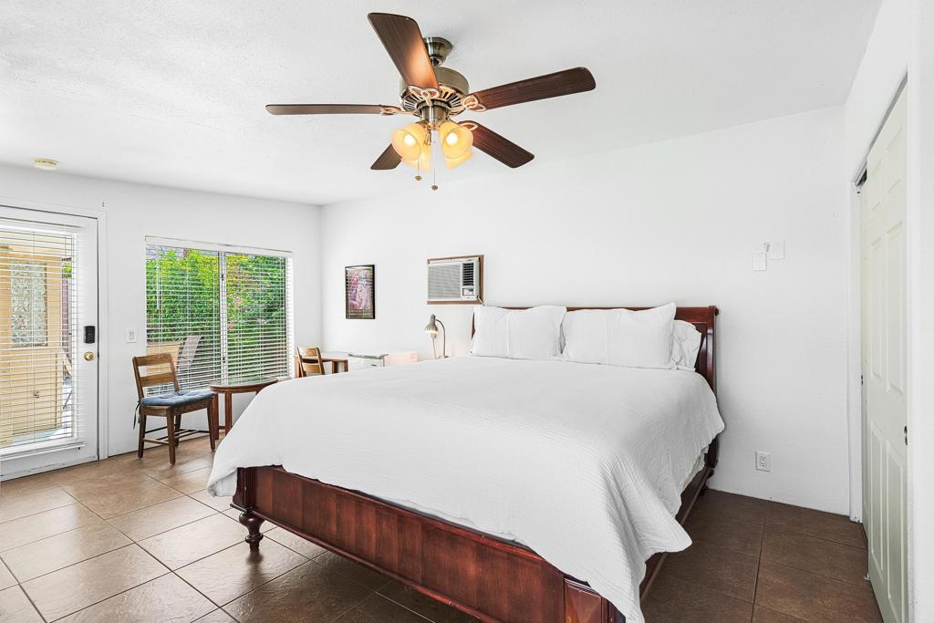 53945 Avenida Obregon