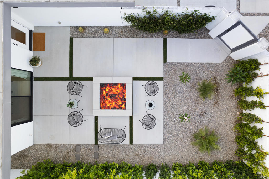 52085 Avenida Cortez