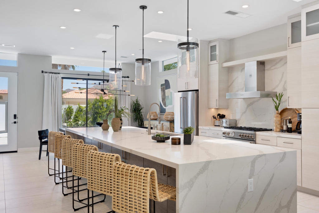 52085 Avenida Cortez