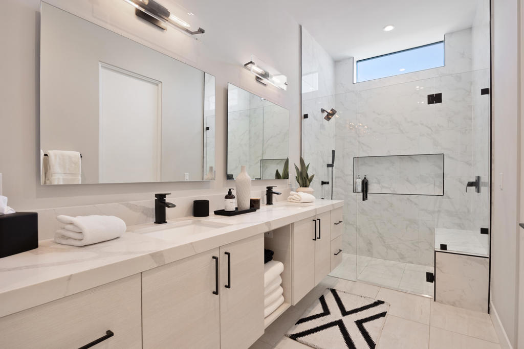 52085 Avenida Cortez