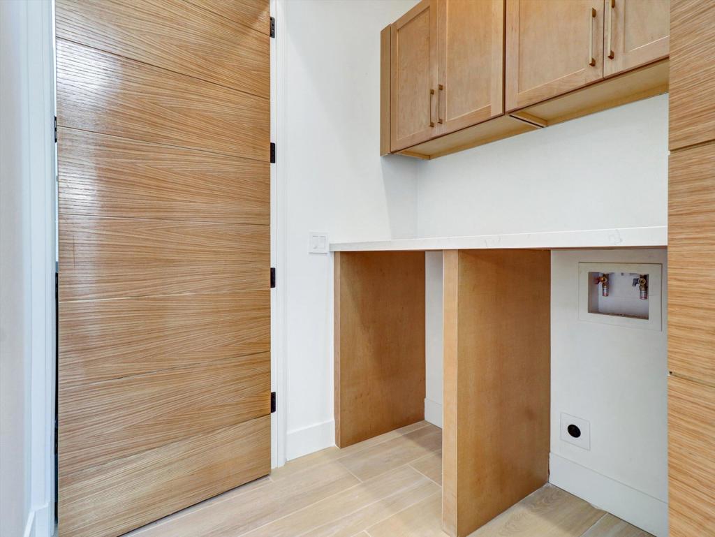 52120 Avenida Alvarado