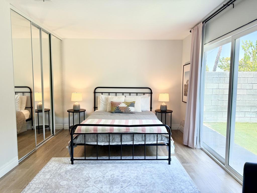 53560 Avenida Herrera