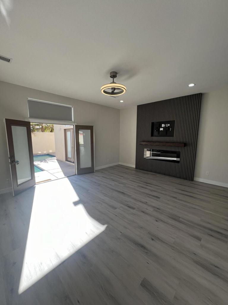 78685 Bottlebrush Drive