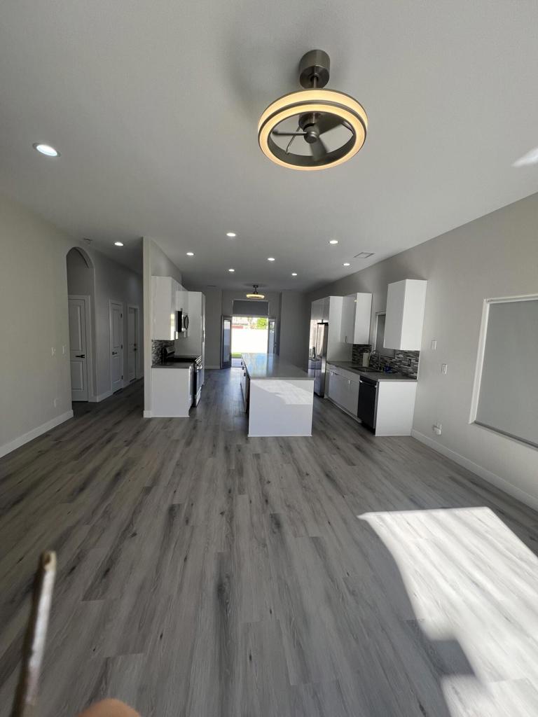 78685 Bottlebrush Drive