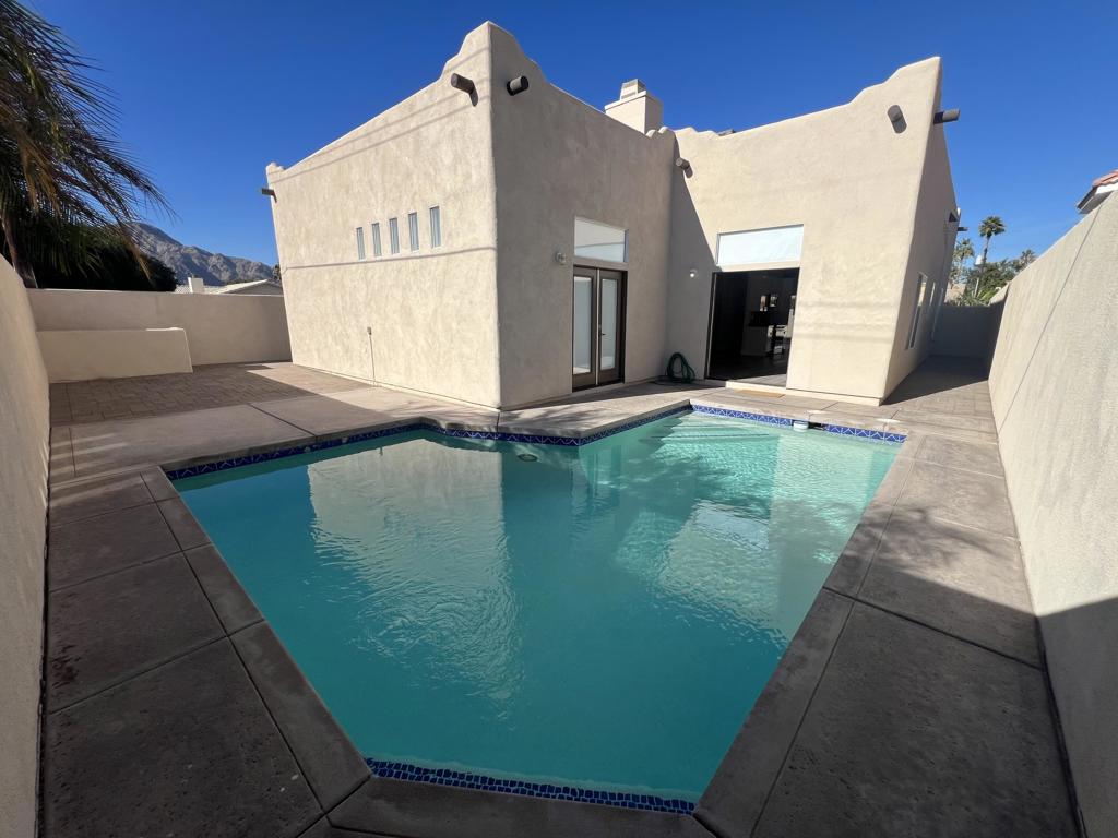 78685 Bottlebrush Drive