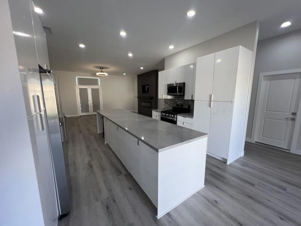 78685 Bottlebrush Drive