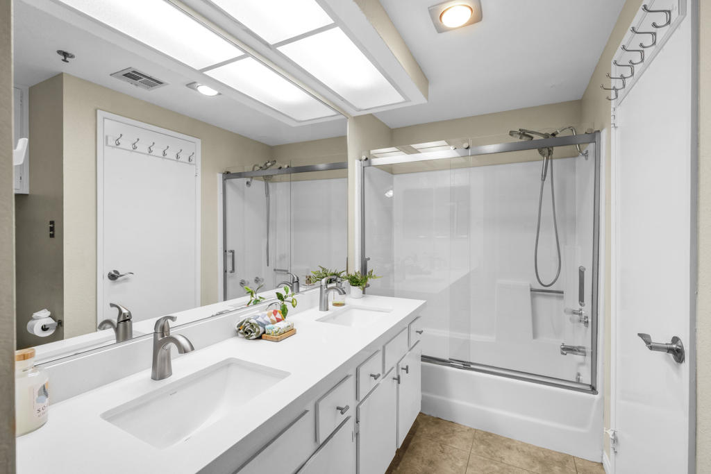 2700 Lawrence Crossley Road 41