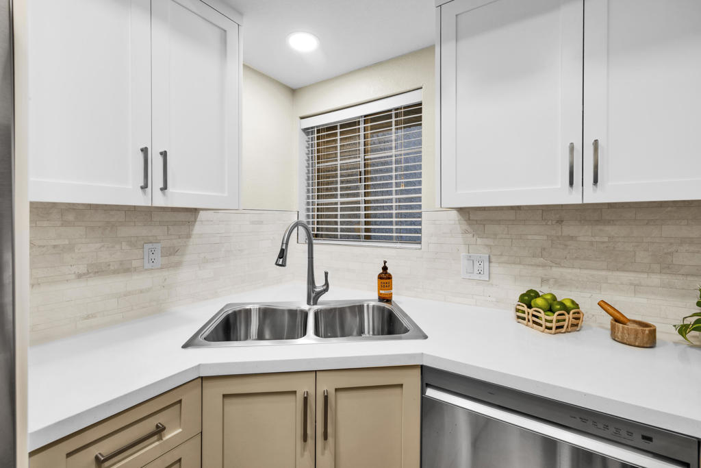 2700 Lawrence Crossley Road 41