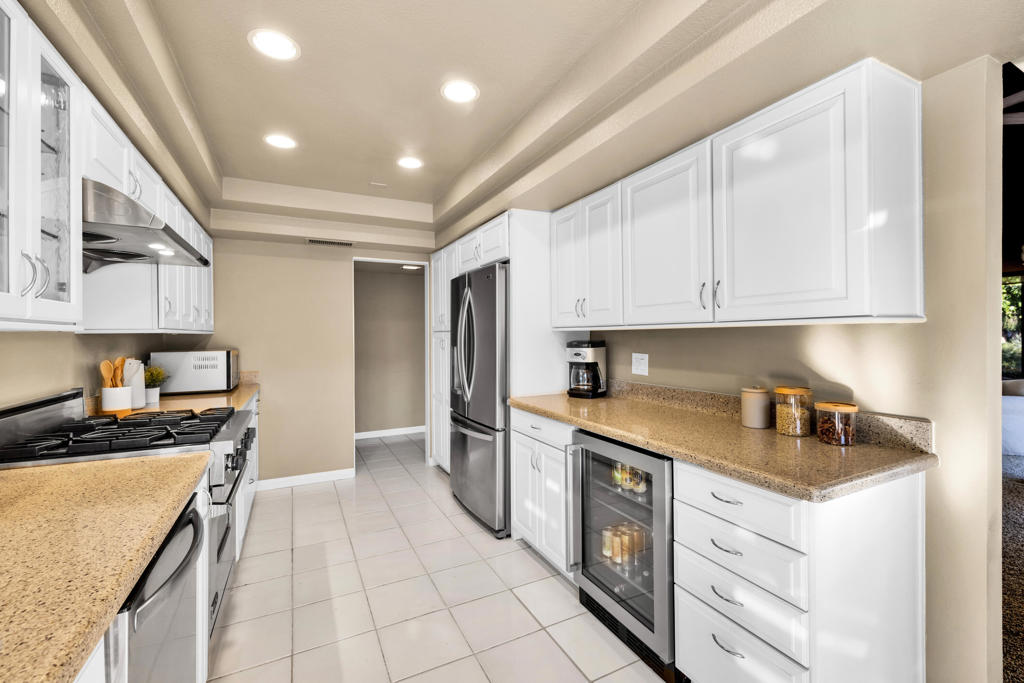 12 Tennis Club Drive