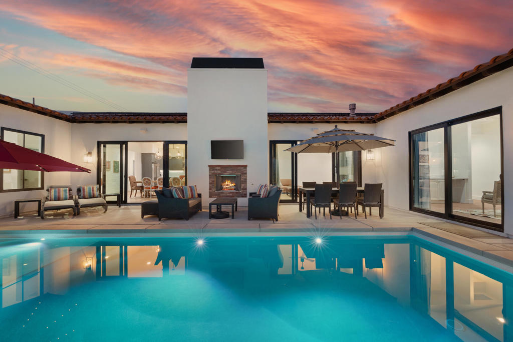 53725 Avenida Alvarado