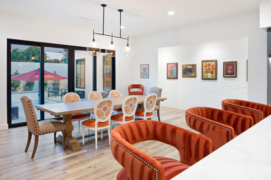 53725 Avenida Alvarado