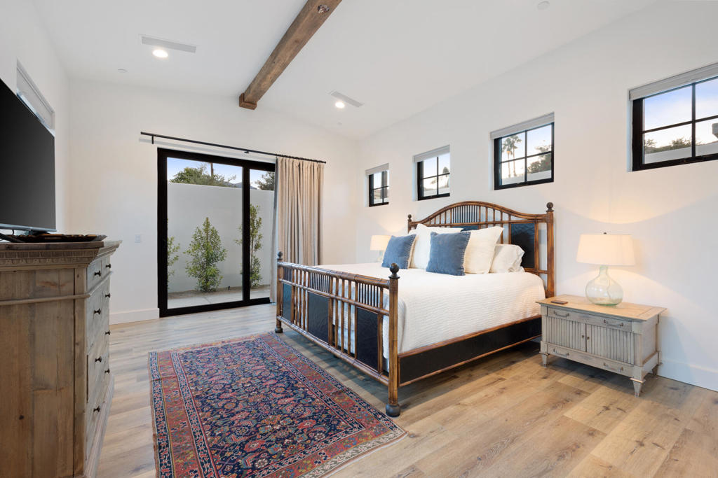 53725 Avenida Alvarado