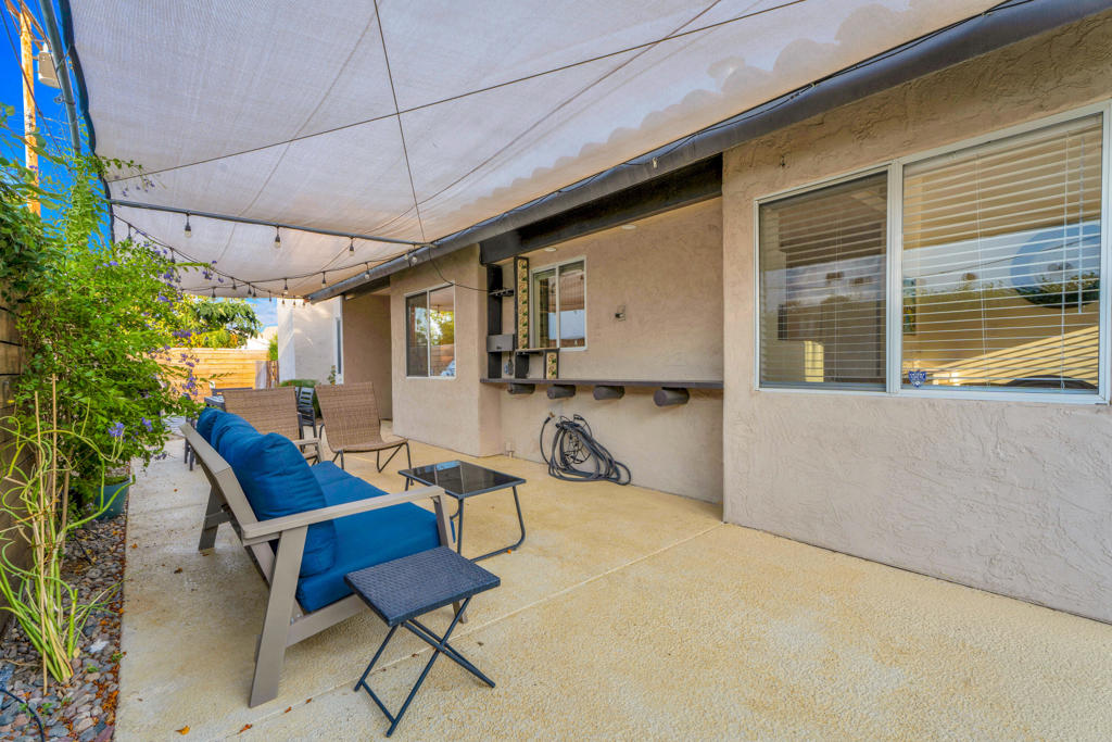 52420 Avenida Juarez