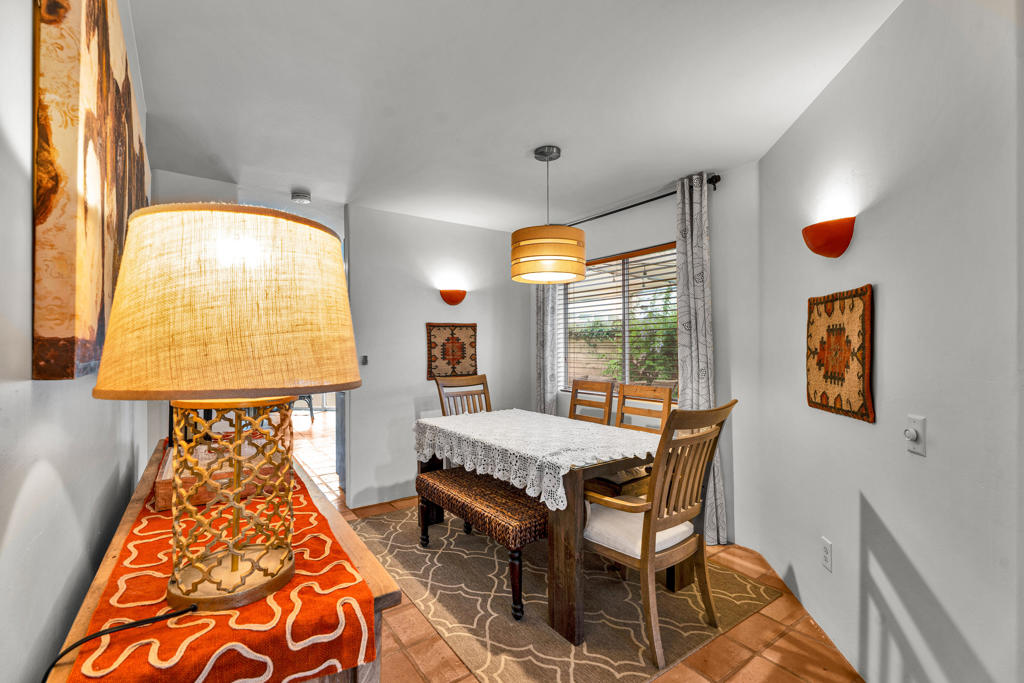 52420 Avenida Juarez