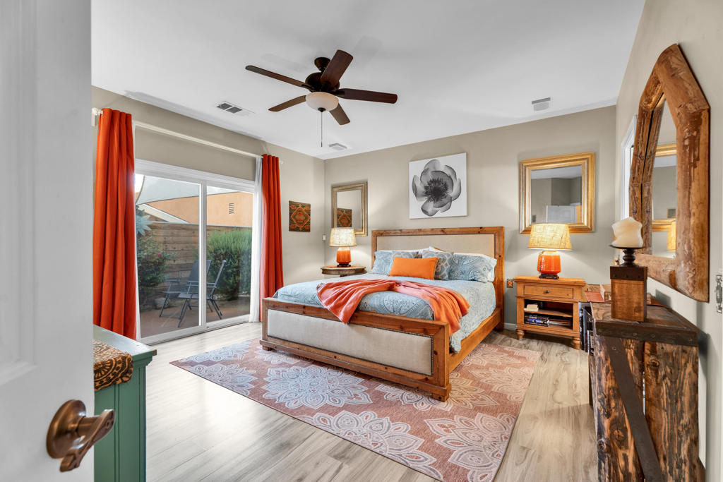 52420 Avenida Juarez