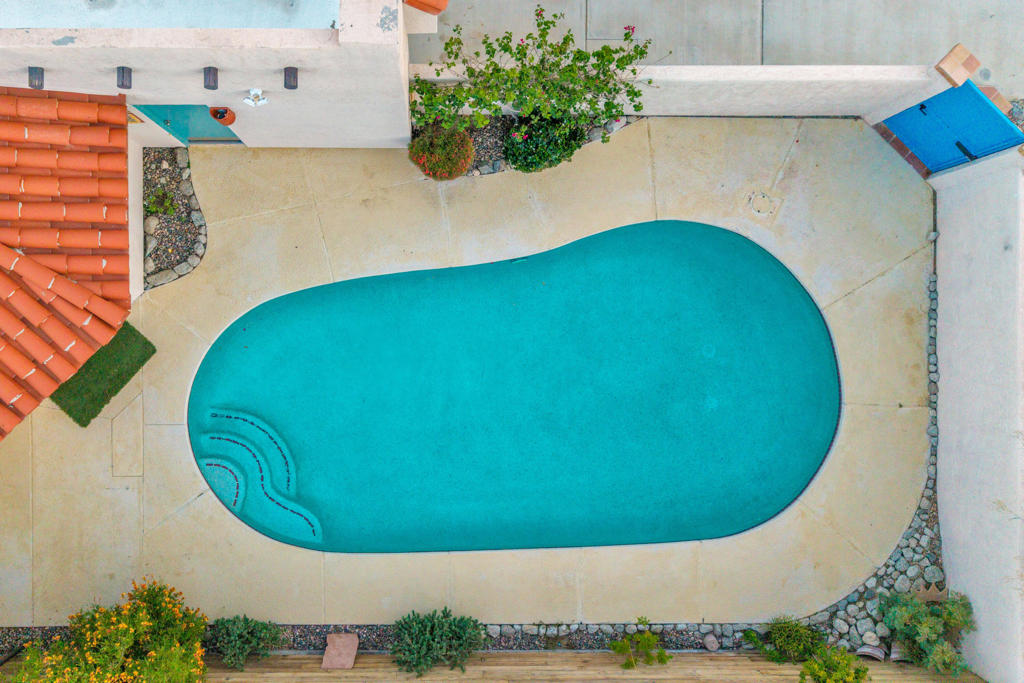 52420 Avenida Juarez