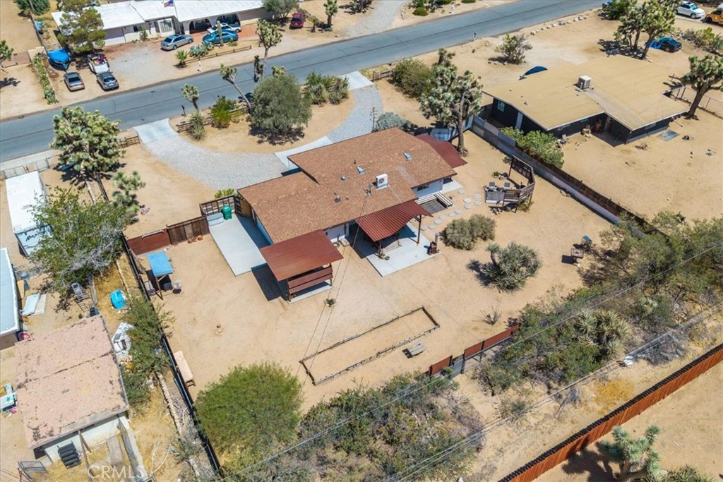 7638 Dumosa Avenue