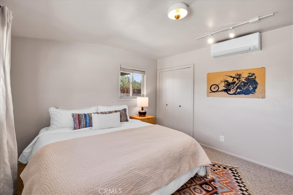 7638 Dumosa Avenue