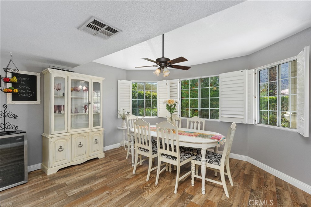 53070 Avenida Vallejo