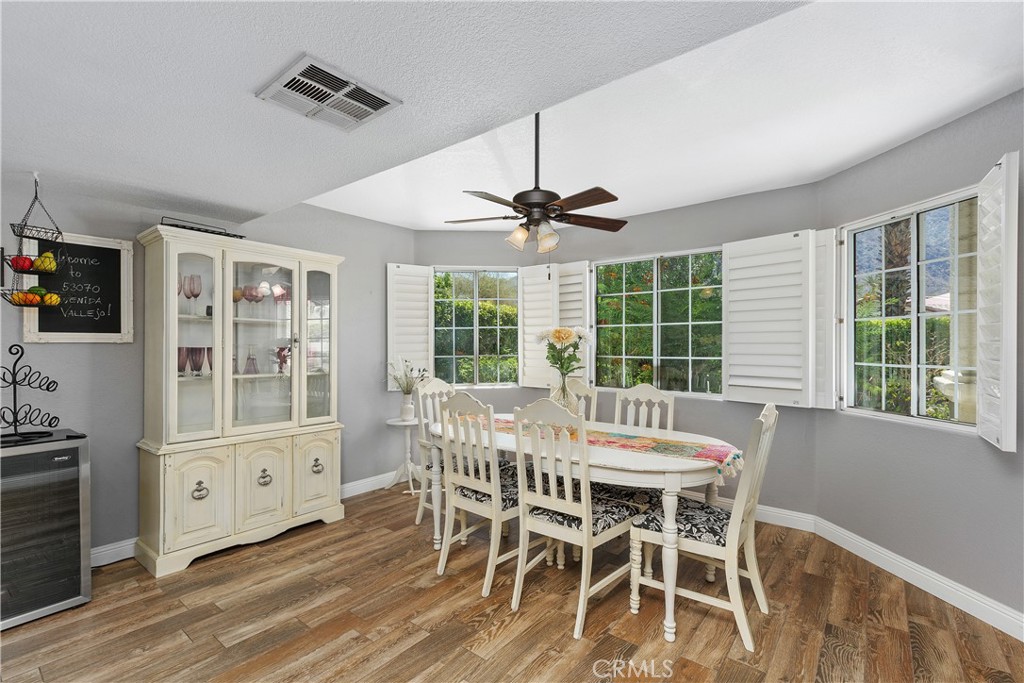 53070 Avenida Vallejo