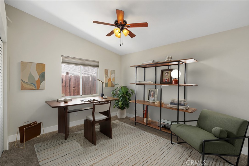 53070 Avenida Vallejo