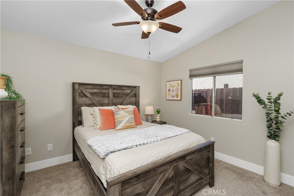 53070 Avenida Vallejo