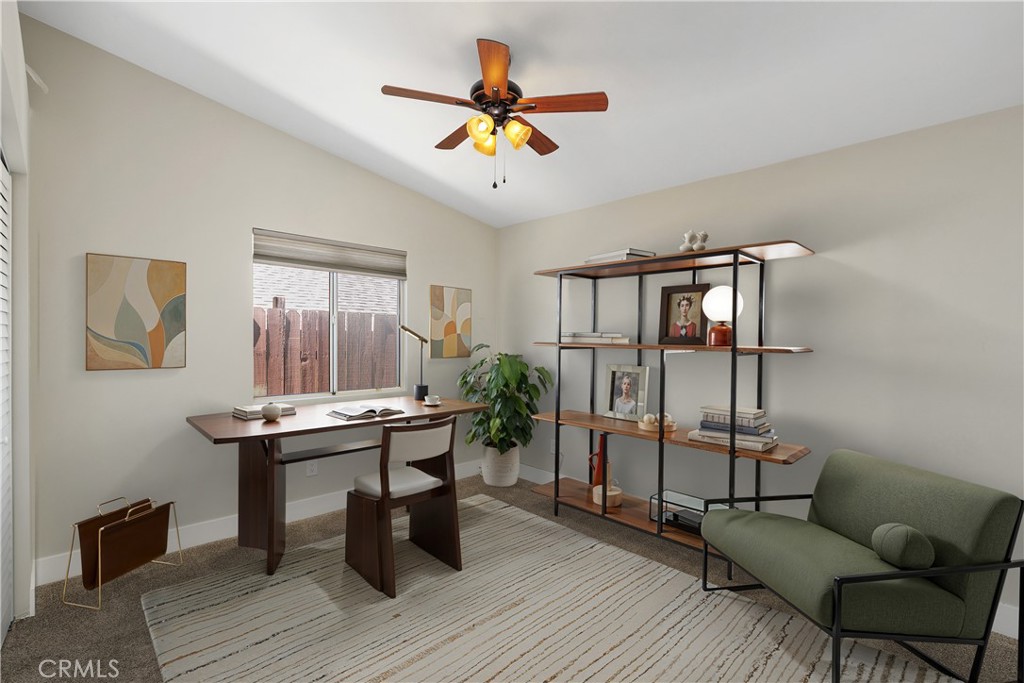 53070 Avenida Vallejo