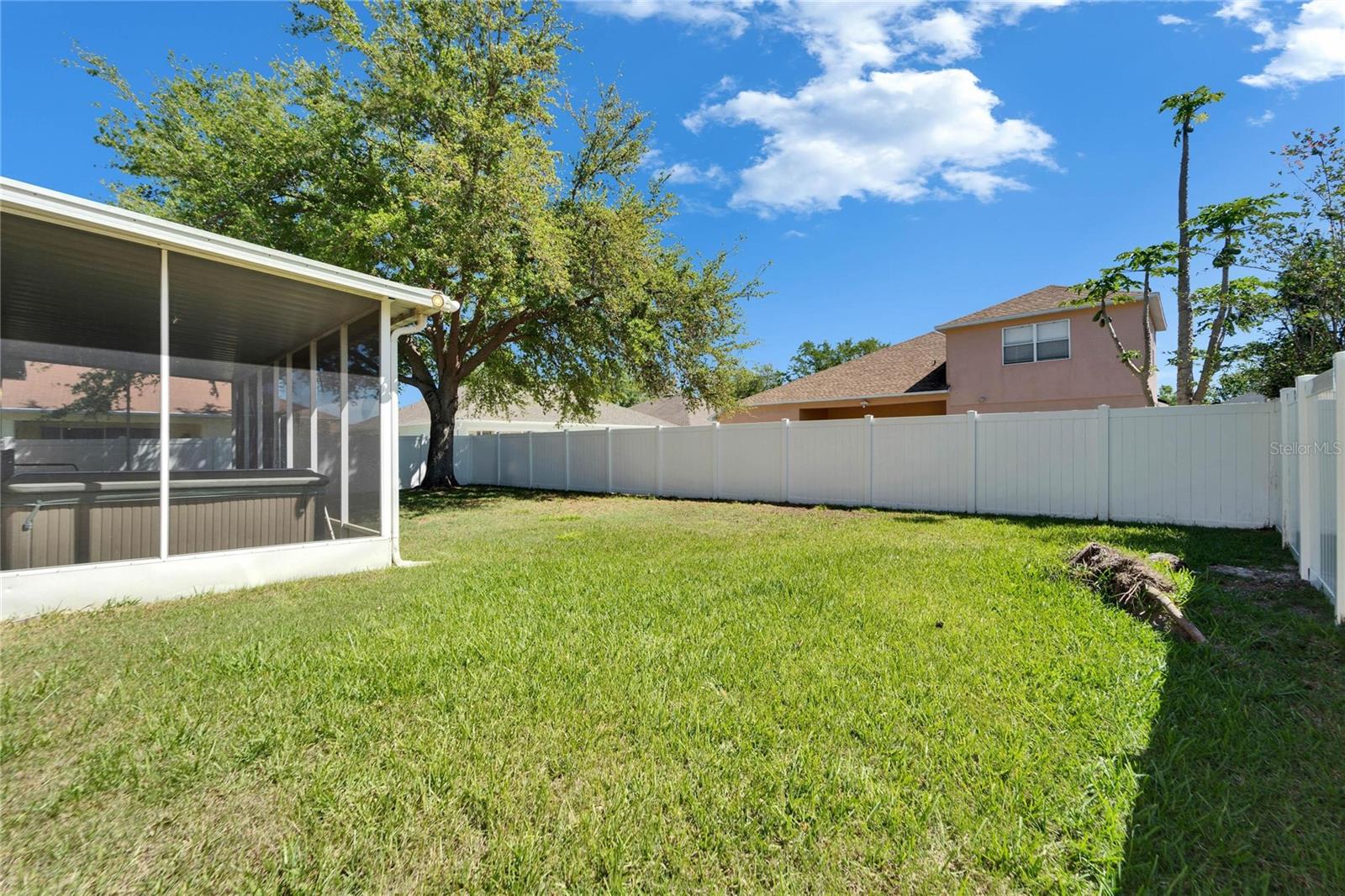 9504 LAUREL LEDGE DR