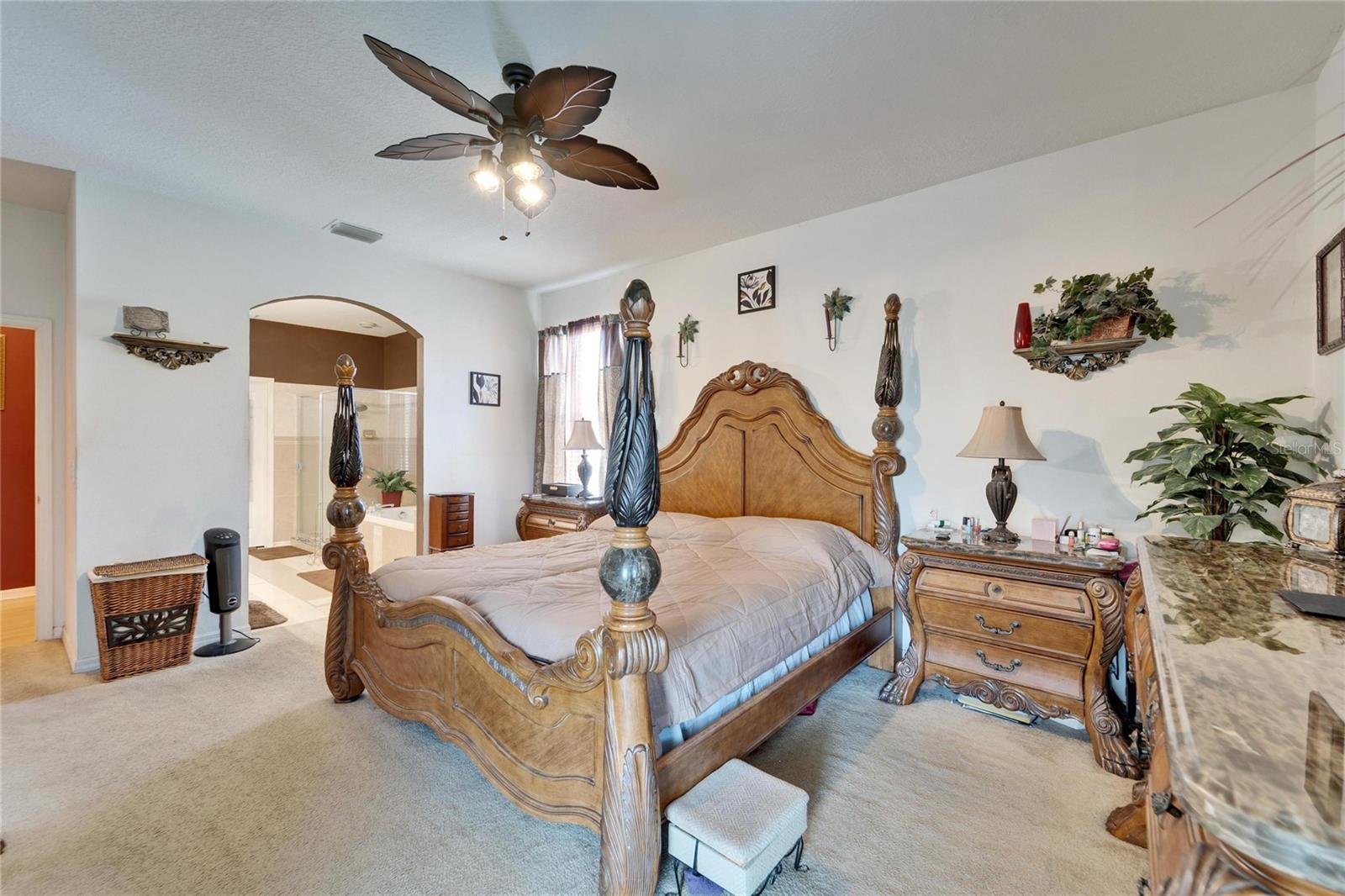 9504 LAUREL LEDGE DR