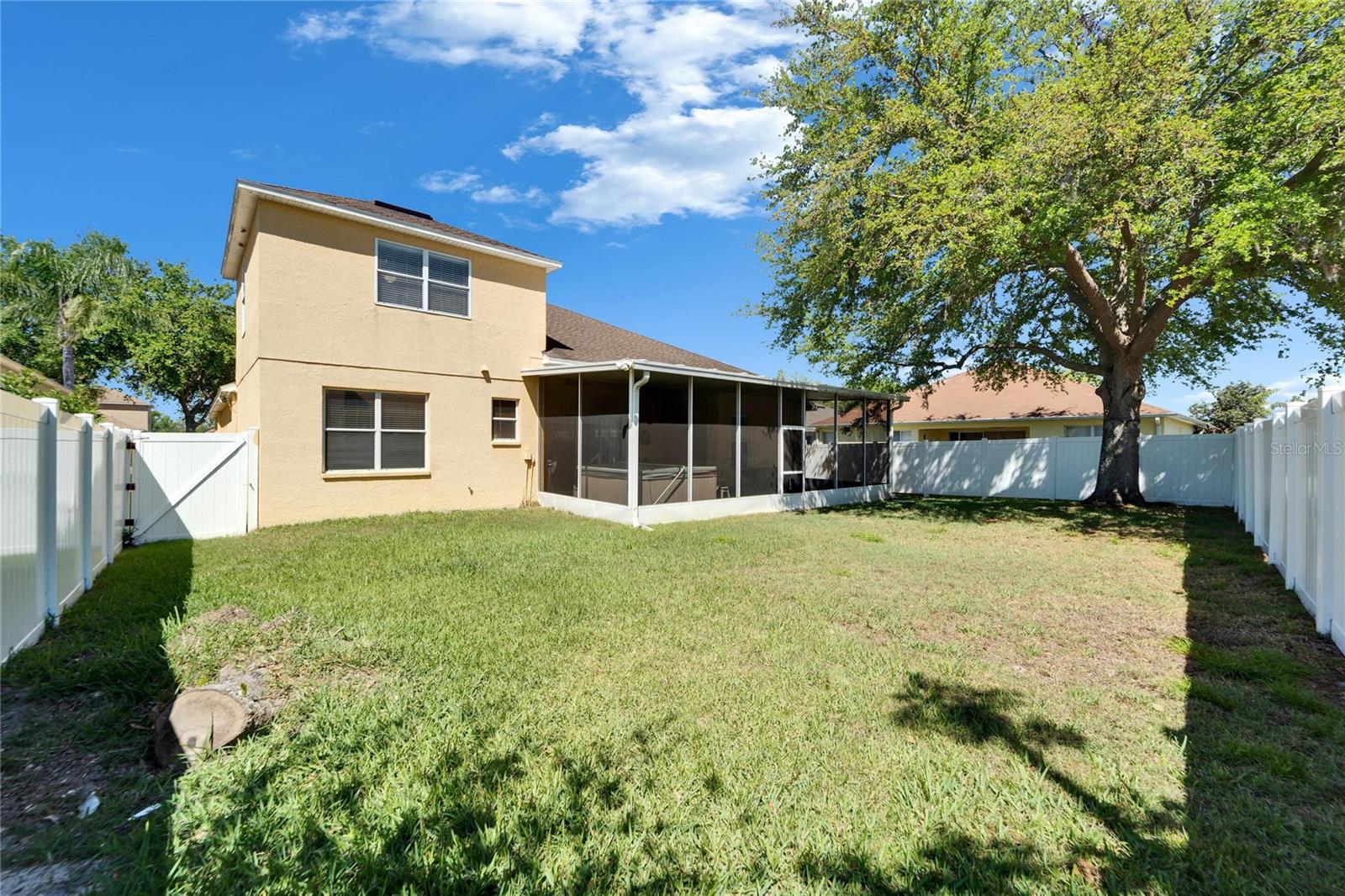 9504 LAUREL LEDGE DR