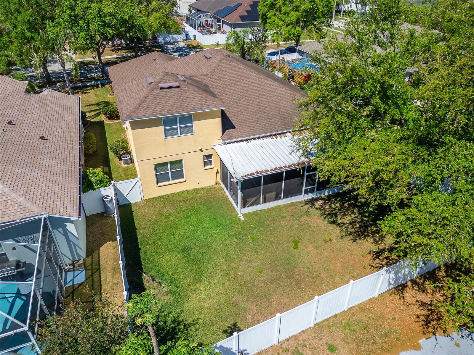 9504 LAUREL LEDGE DR
