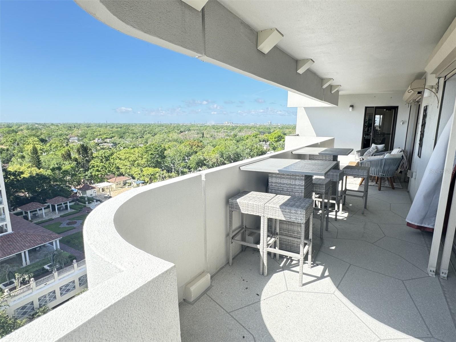 4141 BAYSHORE BLVD #1103
