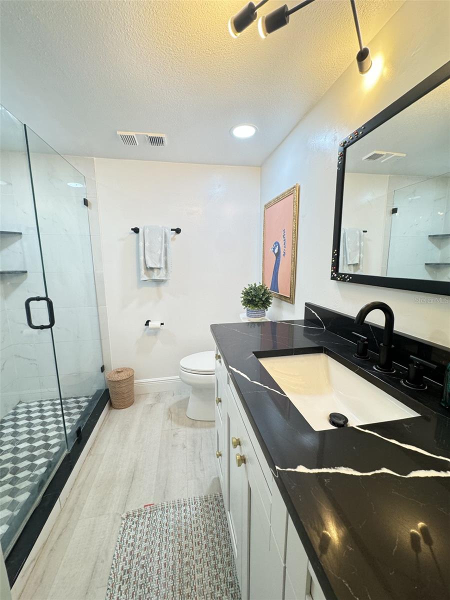 4141 BAYSHORE BLVD #1103