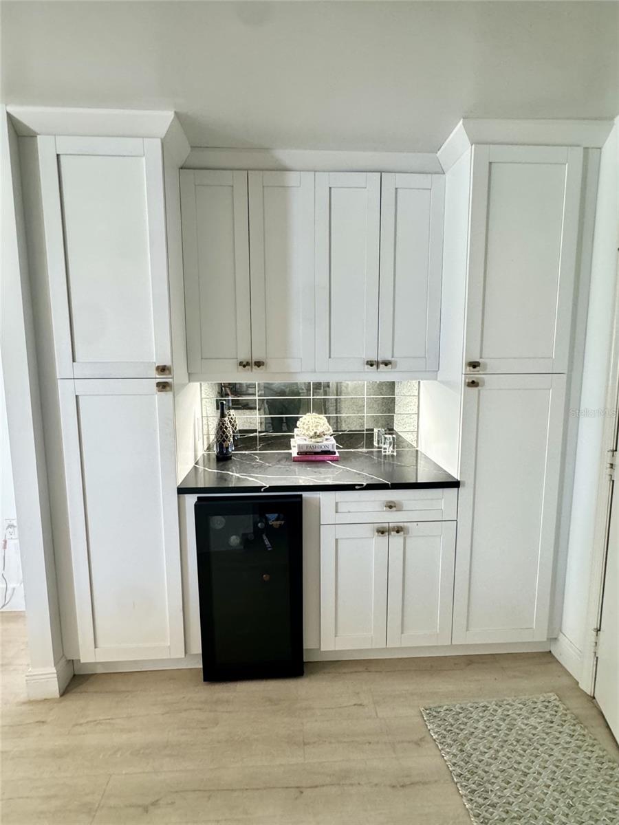 4141 BAYSHORE BLVD #1103