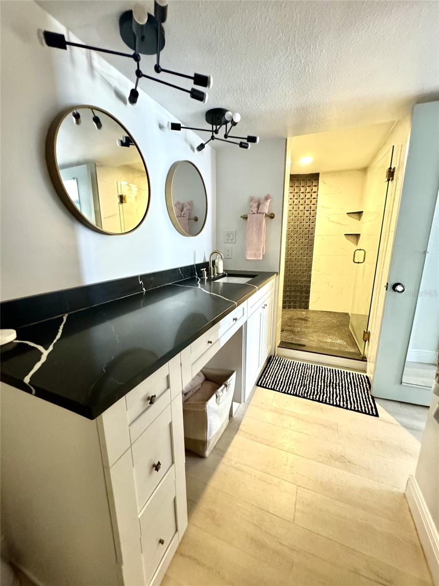 4141 BAYSHORE BLVD #1103