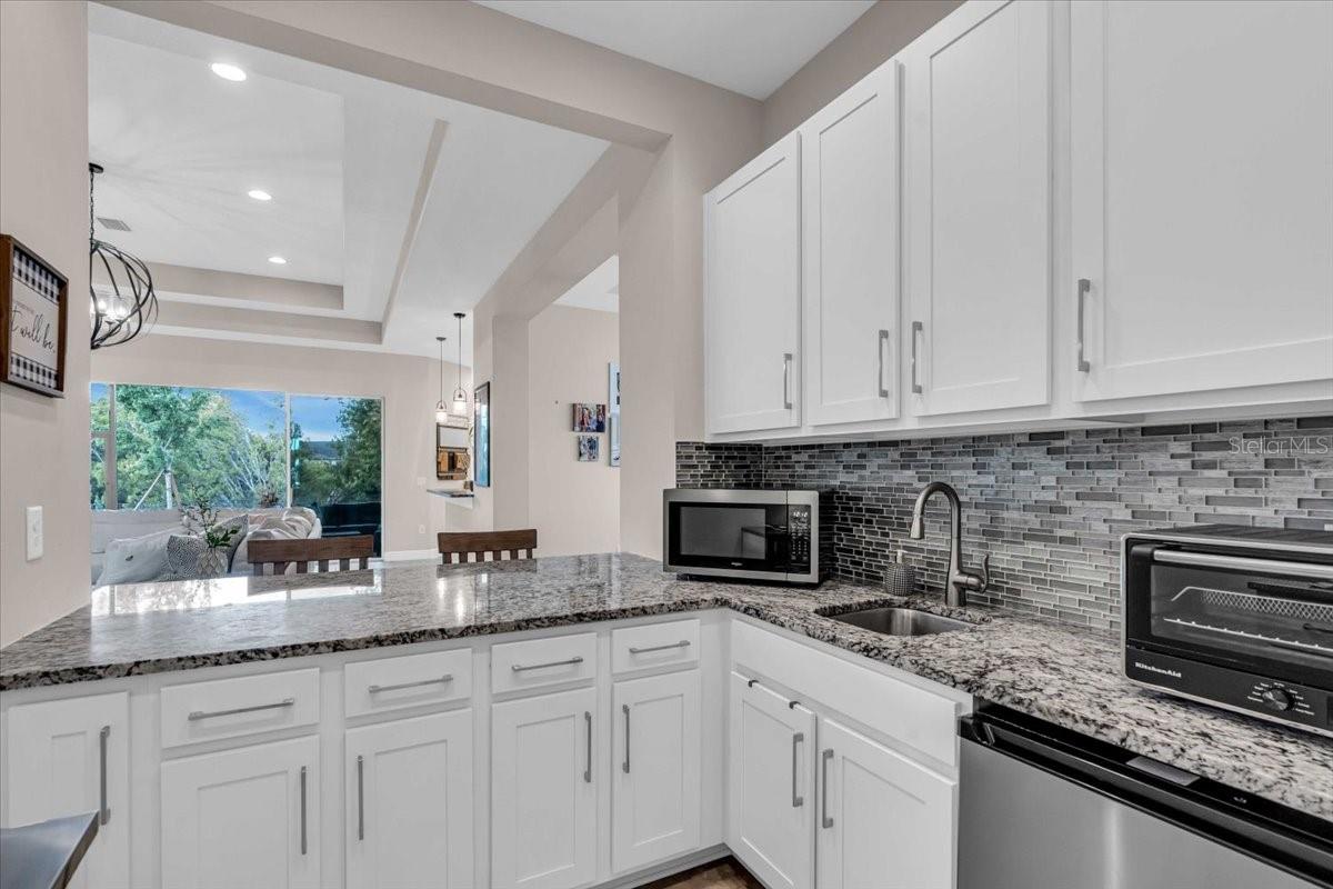 2165 HOLLOW FOREST CT