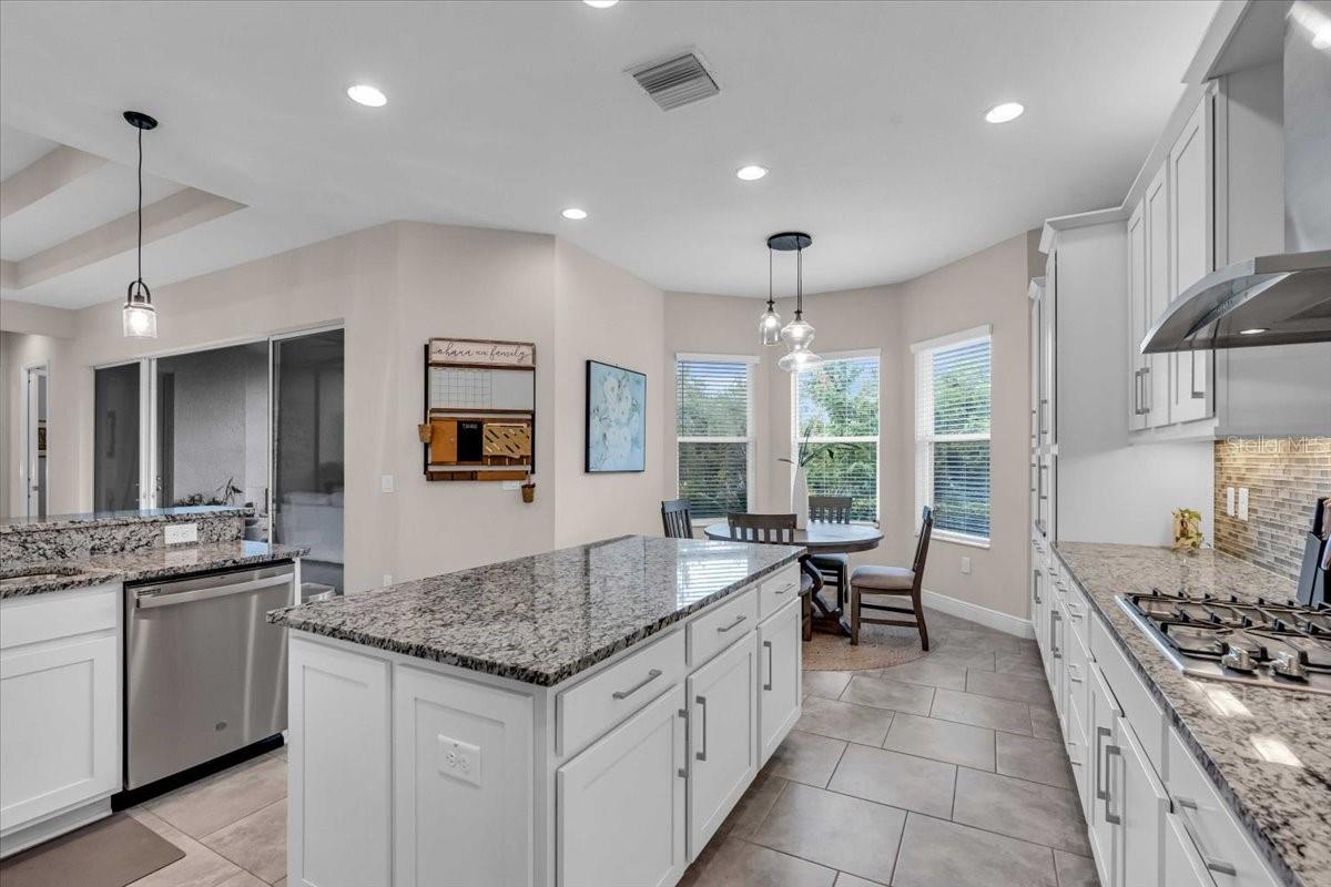 2165 HOLLOW FOREST CT