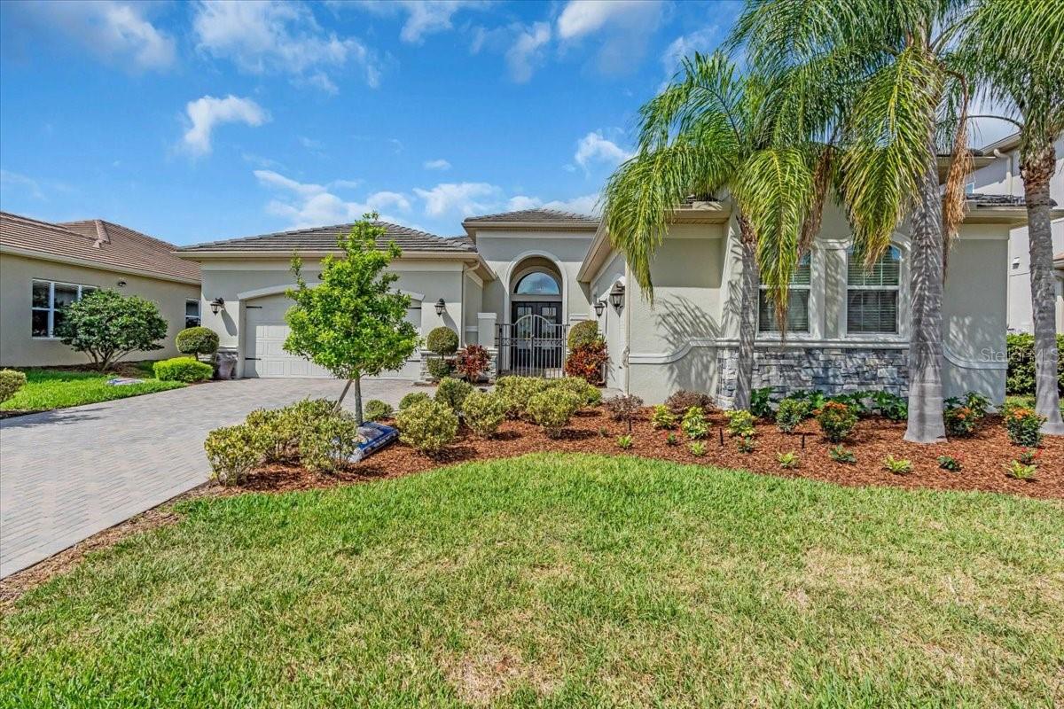 2165 HOLLOW FOREST CT