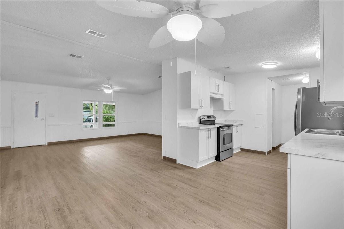 2520 SUNSET DR