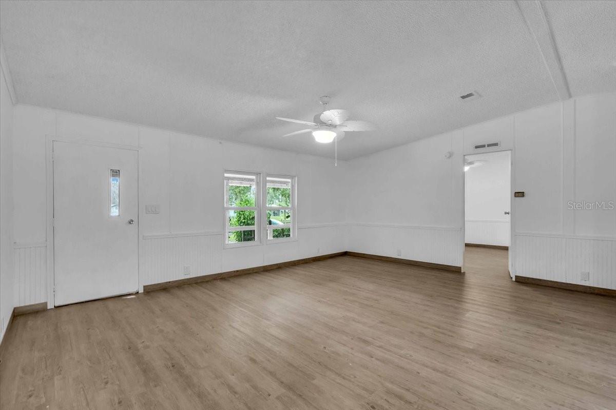 2520 SUNSET DR