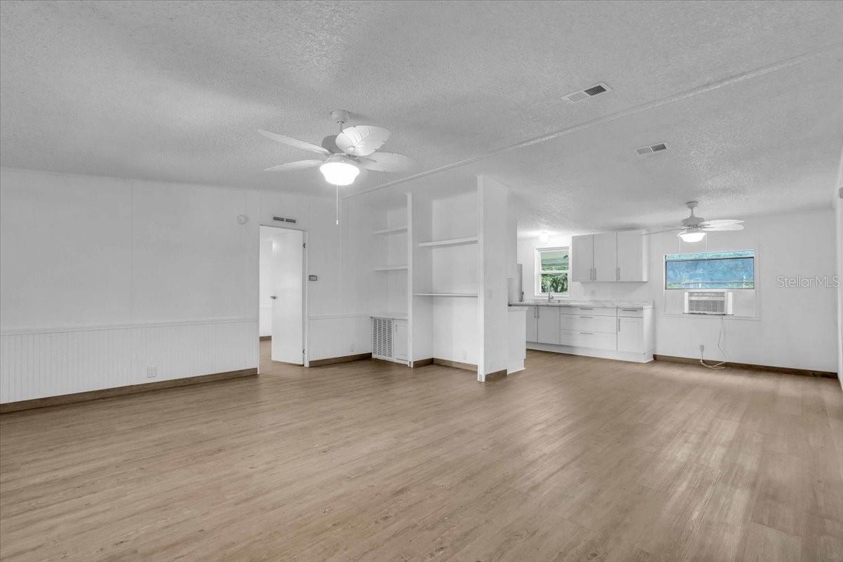 2520 SUNSET DR