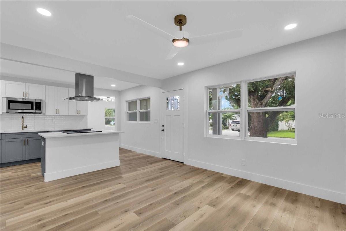 3409 W VILLA ROSA ST