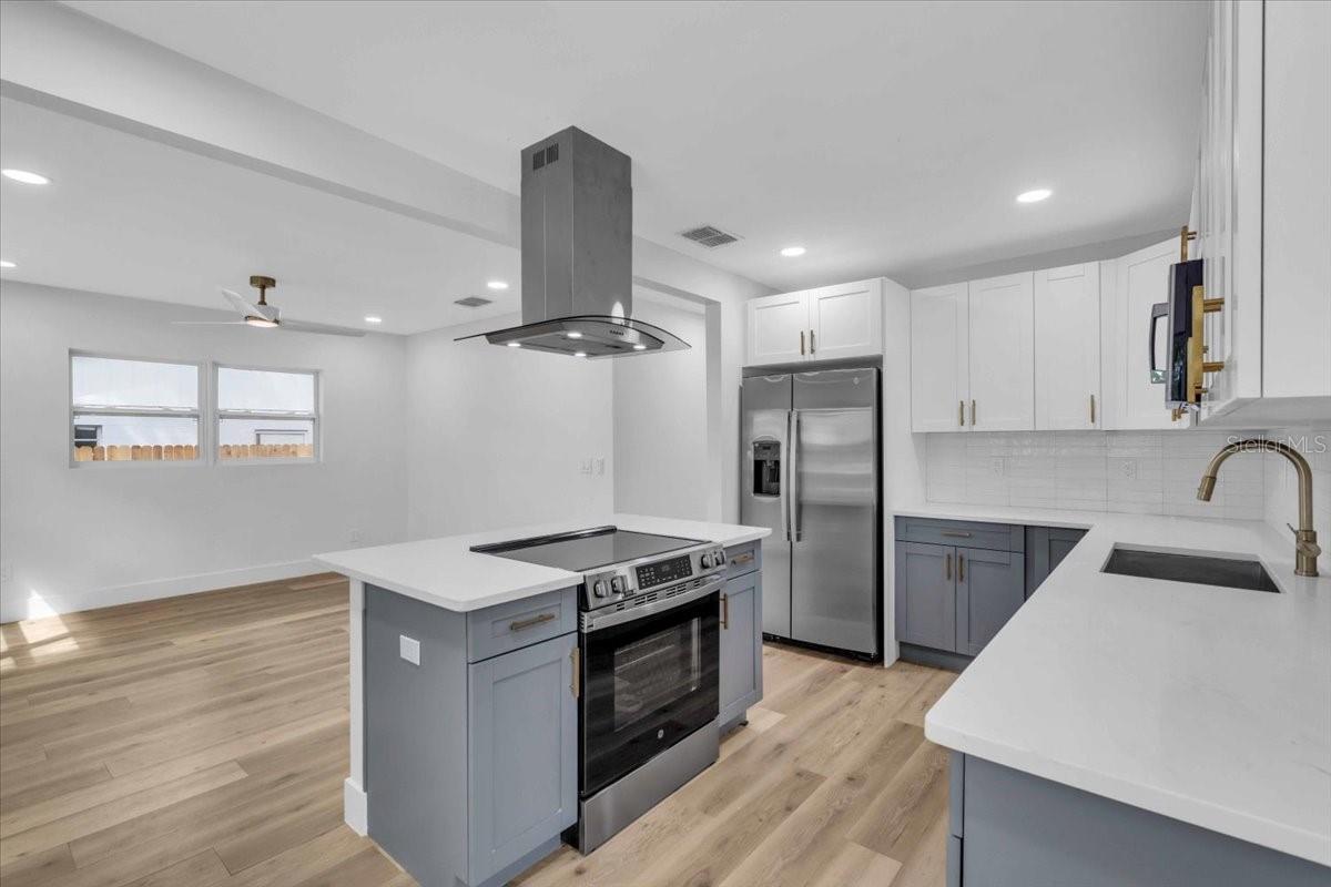 3409 W VILLA ROSA ST