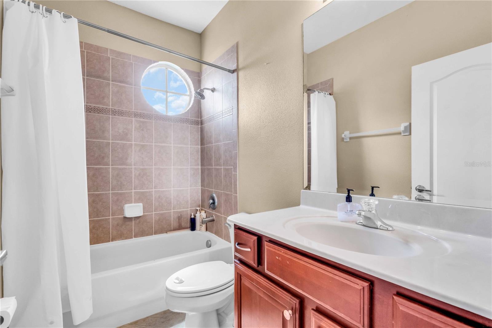 10561 BERMUDA ISLE DR