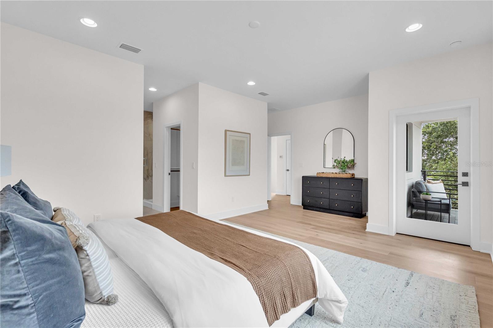 3002 W PLATT #6