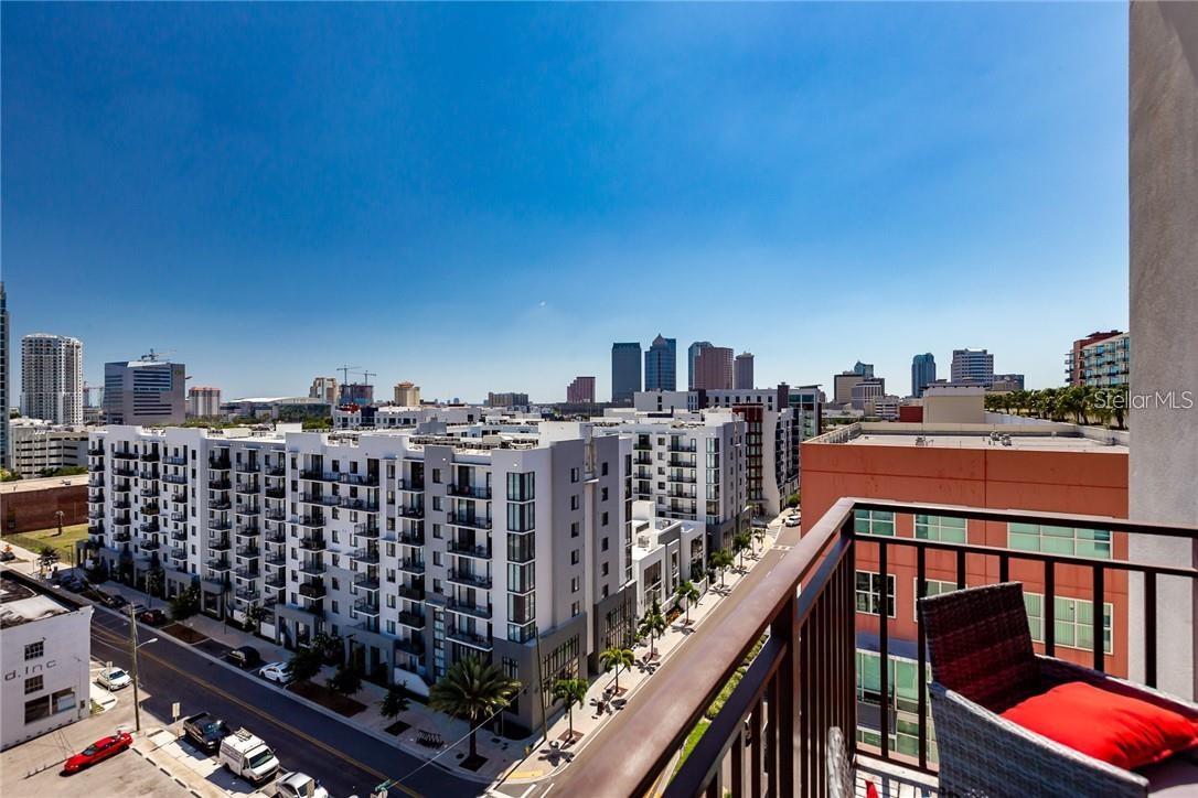 1238 E KENNEDY BLVD #1001