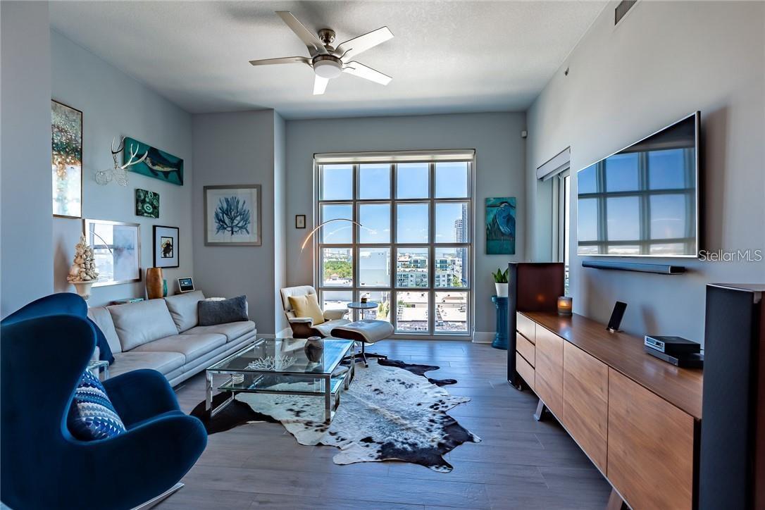 1238 E KENNEDY BLVD #1001