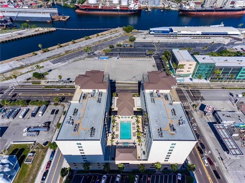 1238 E KENNEDY BLVD #1001