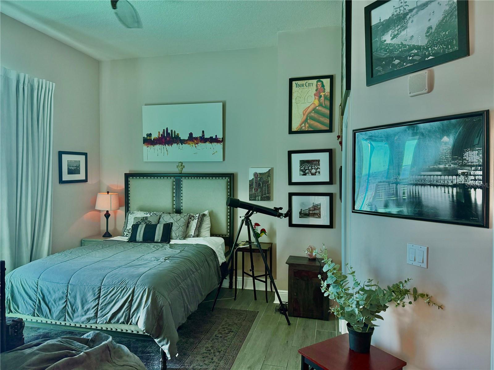 1238 E KENNEDY BLVD #1001