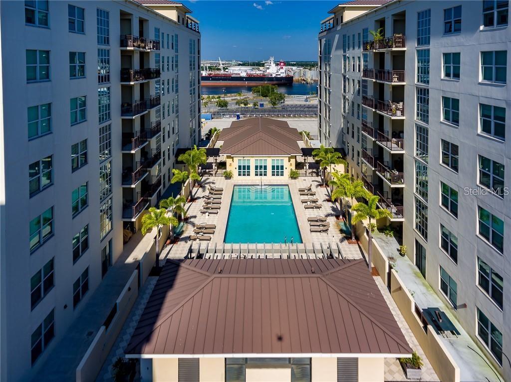 1238 E KENNEDY BLVD #1001